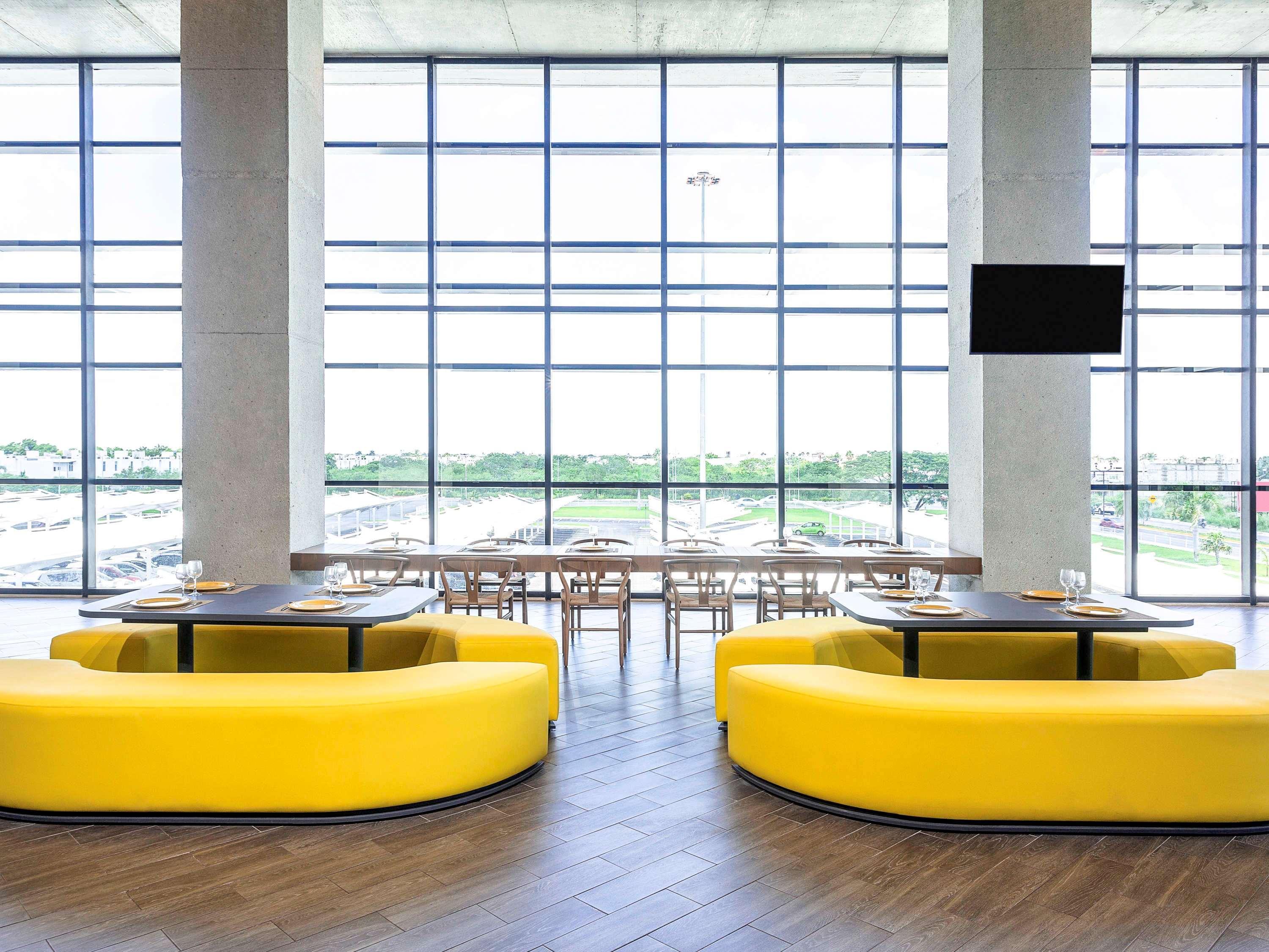 Ibis Styles Merida Galerias Zewnętrze zdjęcie